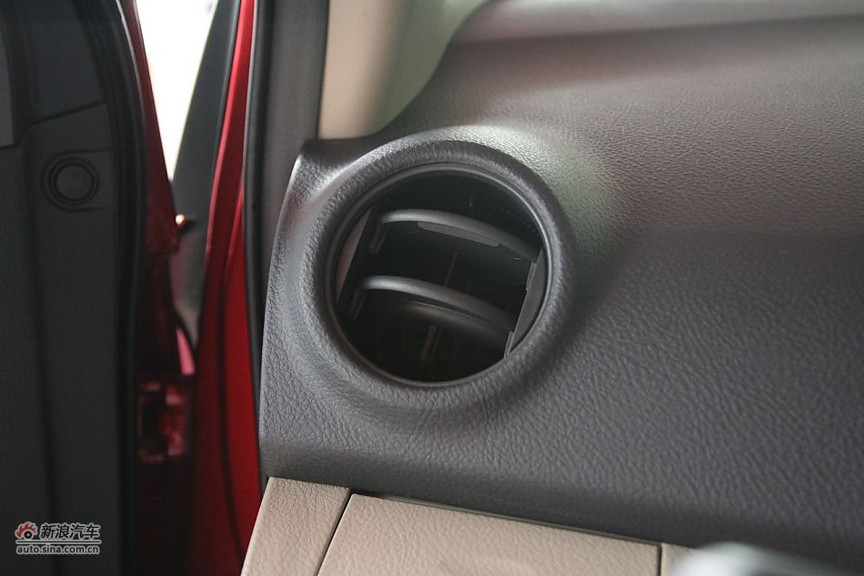 2010GL-i 1.6ATر
