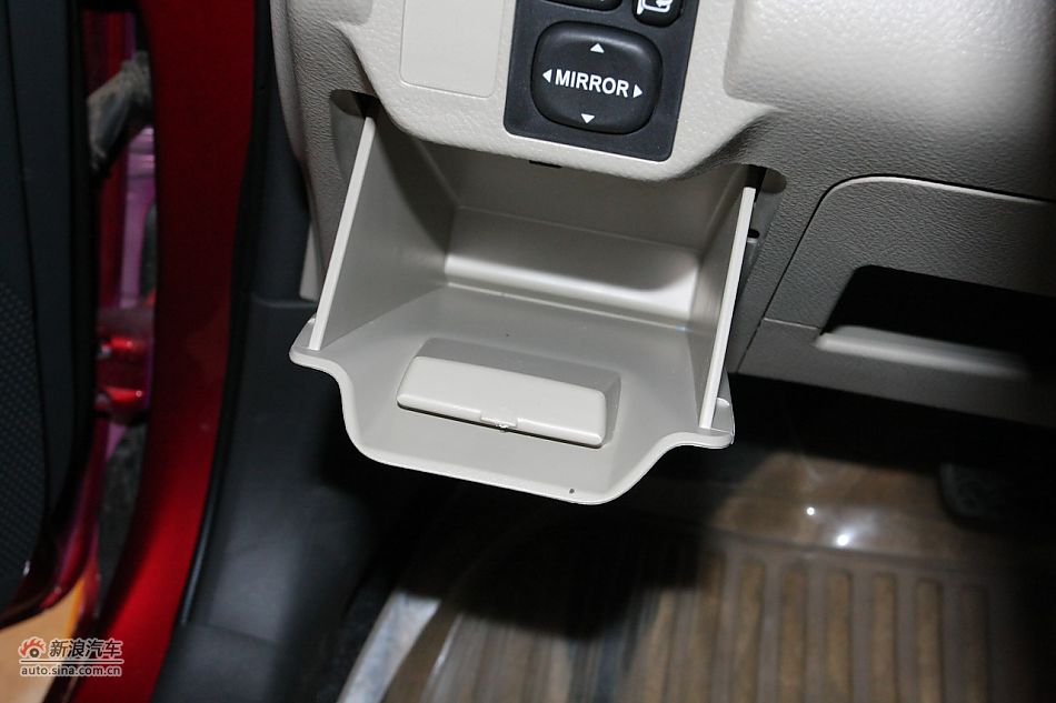 2010GL-i 1.6ATر