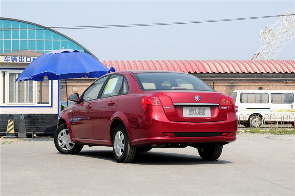 2013 1.5L AT   