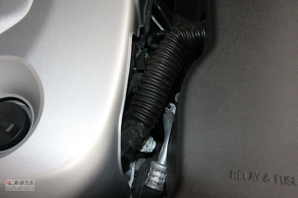 2010»ʹ2.5L V6촰