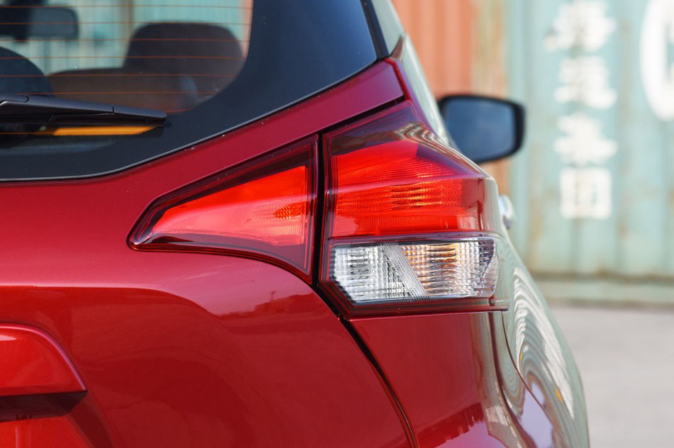 2017 1.5L CVT ϸ