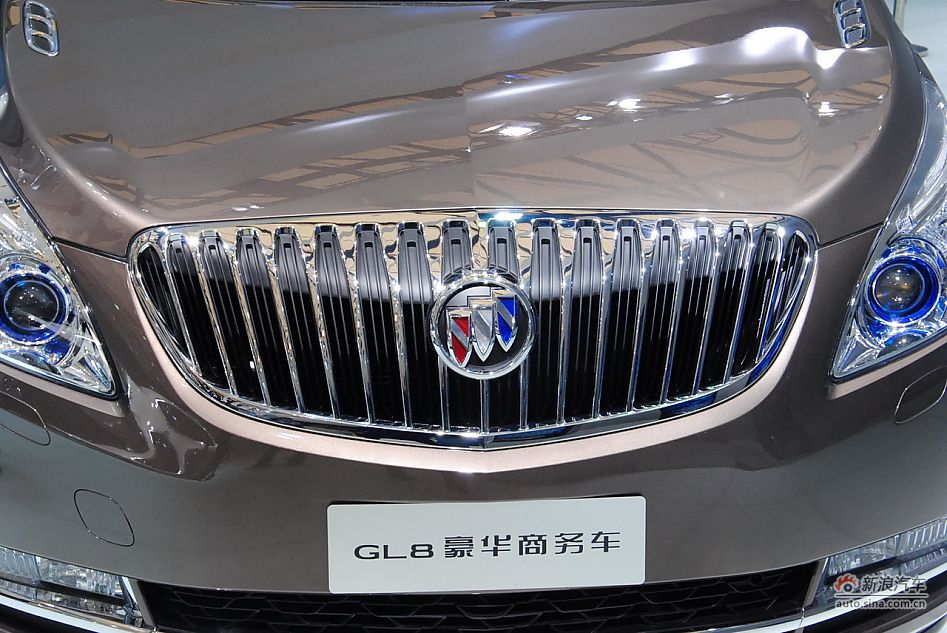 GL8