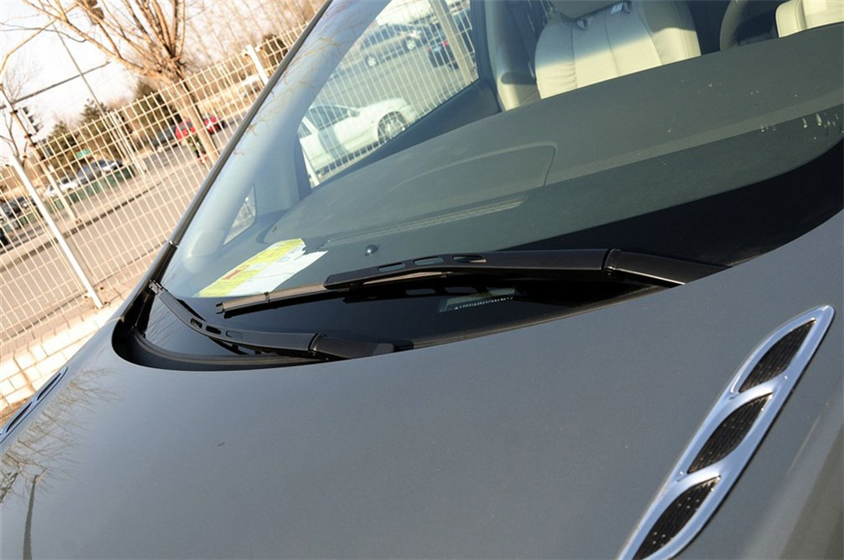 2013 3.0L AT GTŰ 