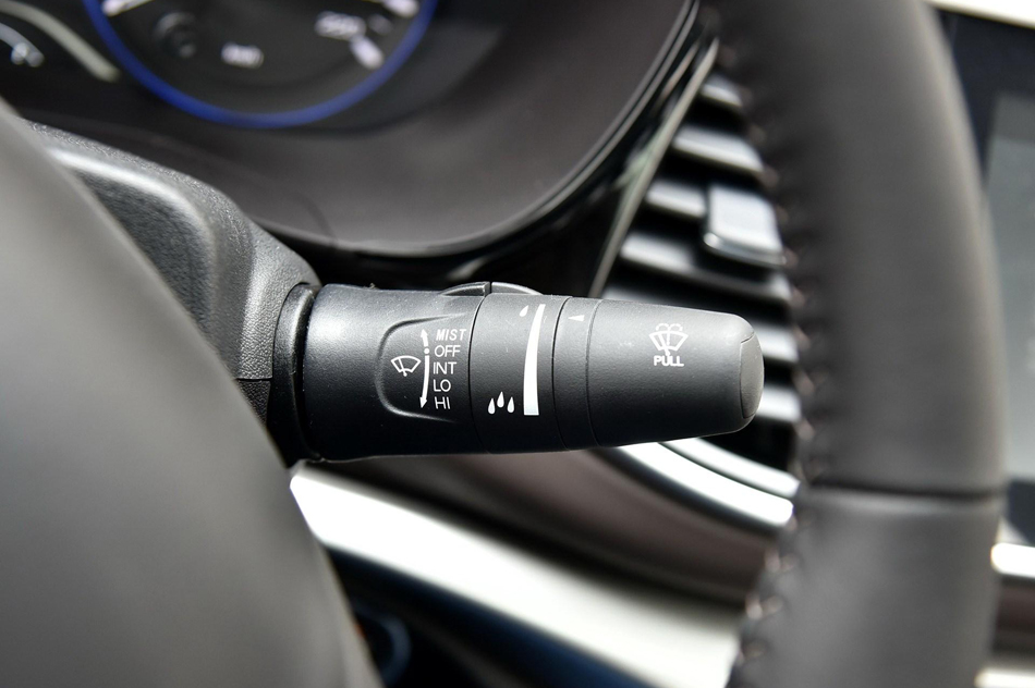 2018 200T Զ 