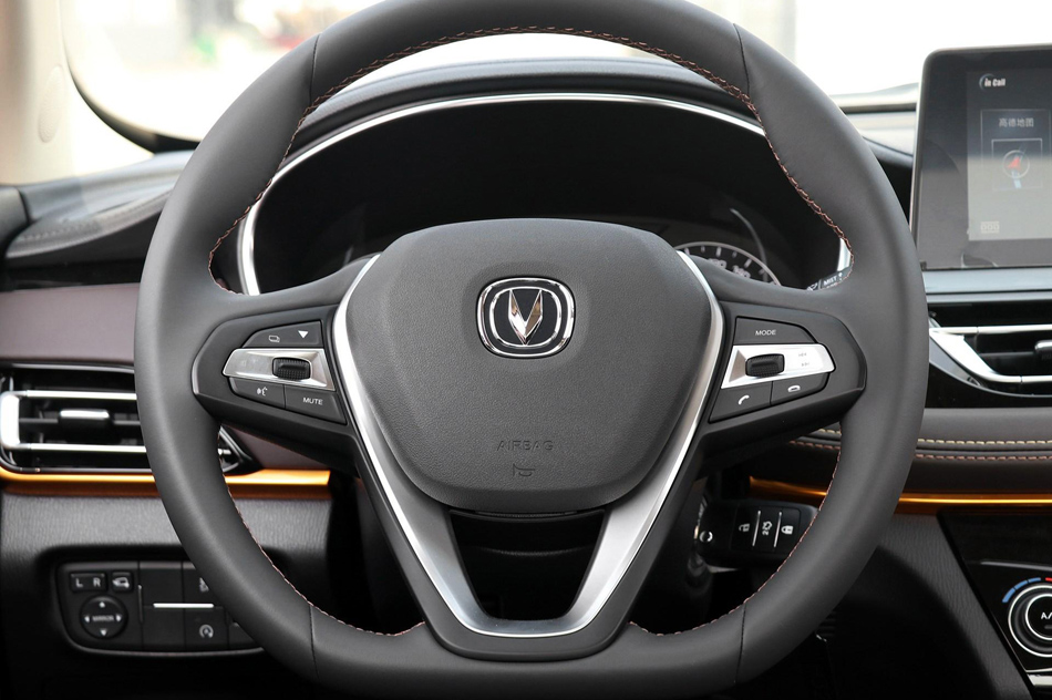 2018 1.6L ֶ 