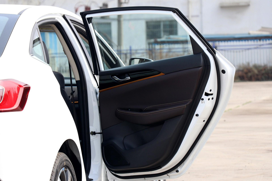 2018 1.6L ֶ οռ