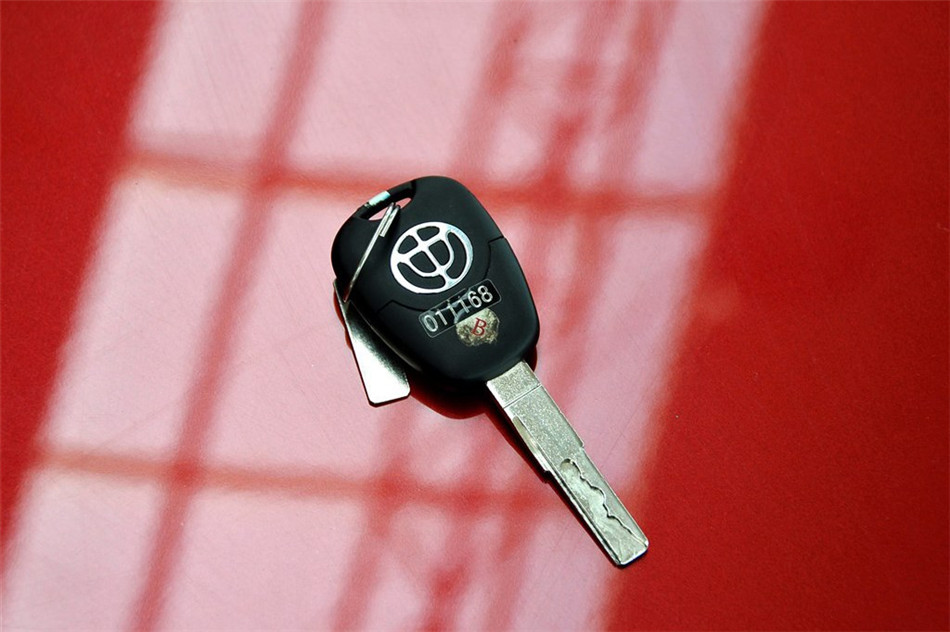 л 2011 1.8T MT