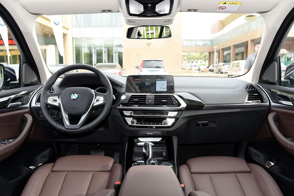 2018 xDrive25i װ 
