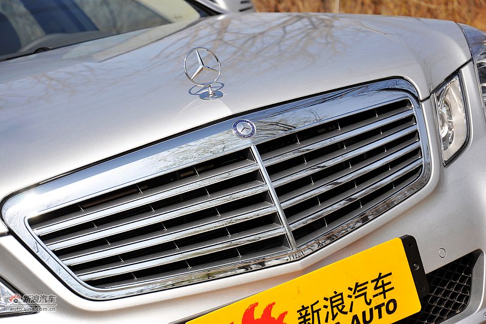 2011E200 CGI