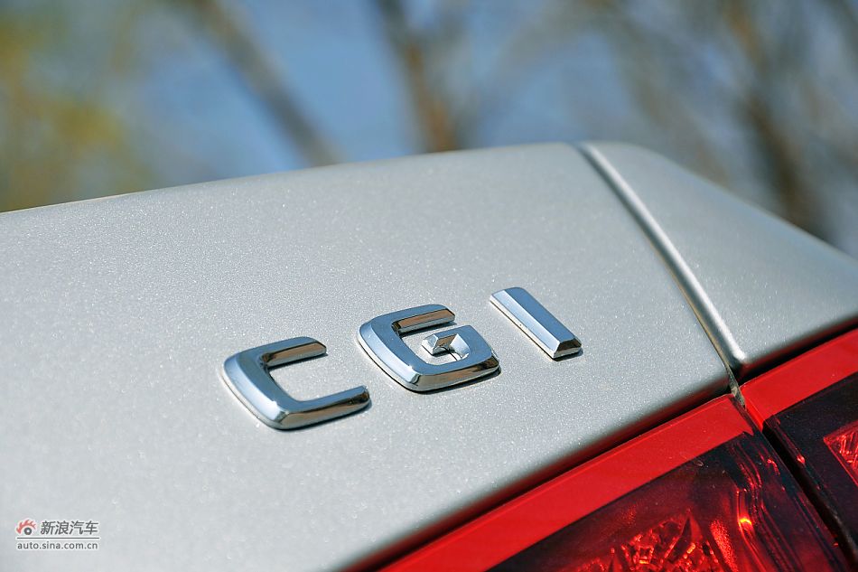 2011E200 CGI