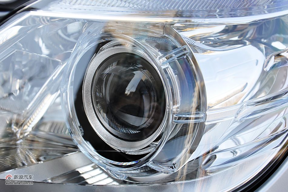 2011E200 CGI