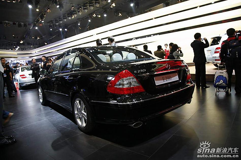 E280