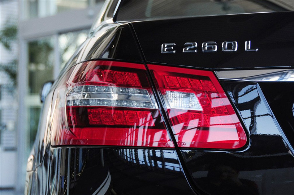 2013E260L CGI