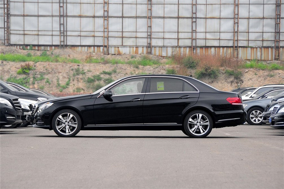 2015 E 320 L  4MATIC 