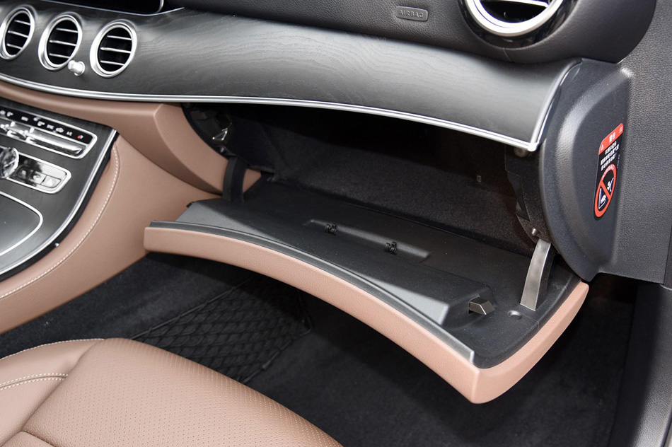 2019 E 300 L ˶ 