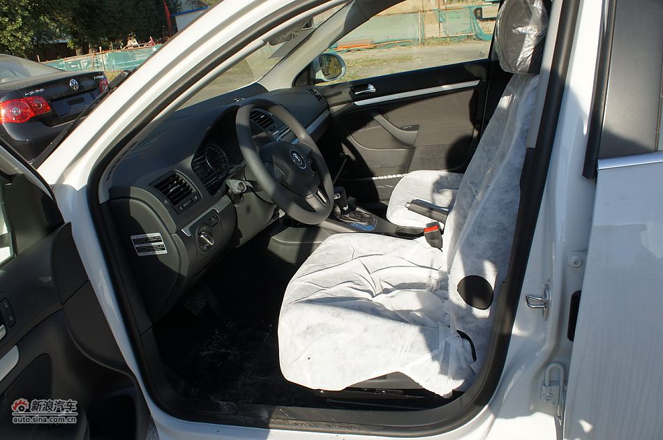 20111.6LԶ