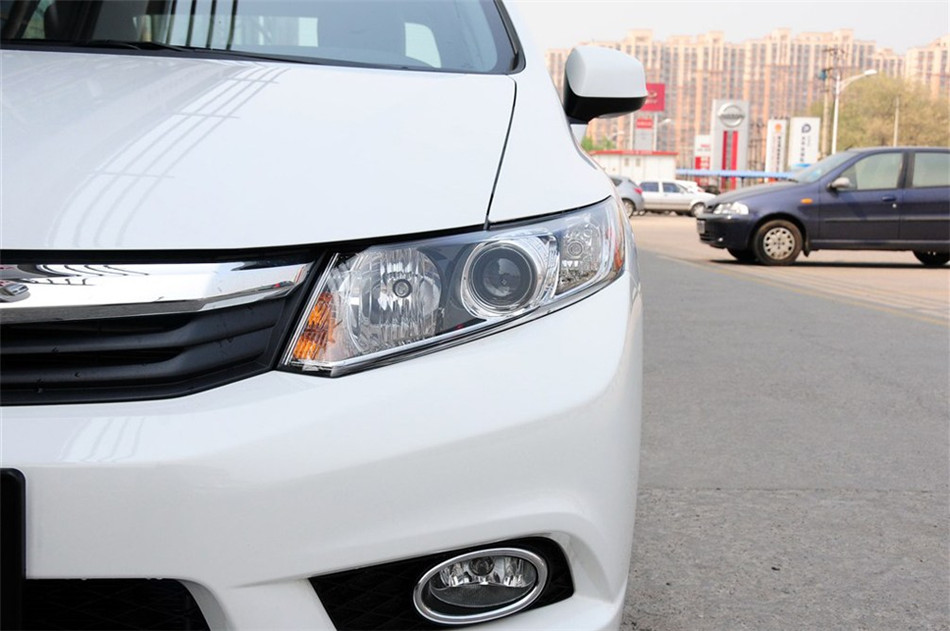 ˼ 2013 ʮ 1.8L Զʰ