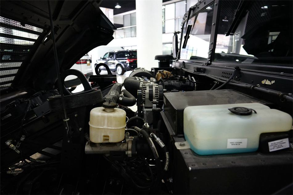 2018   Humvee C 6.2L