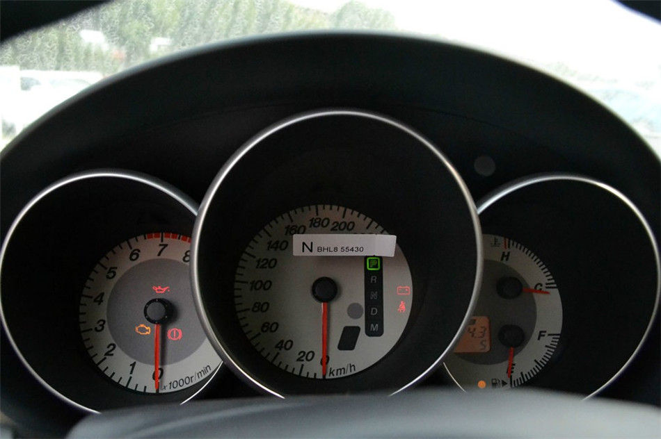 Դ3 2012 1.6L AT ׼ 