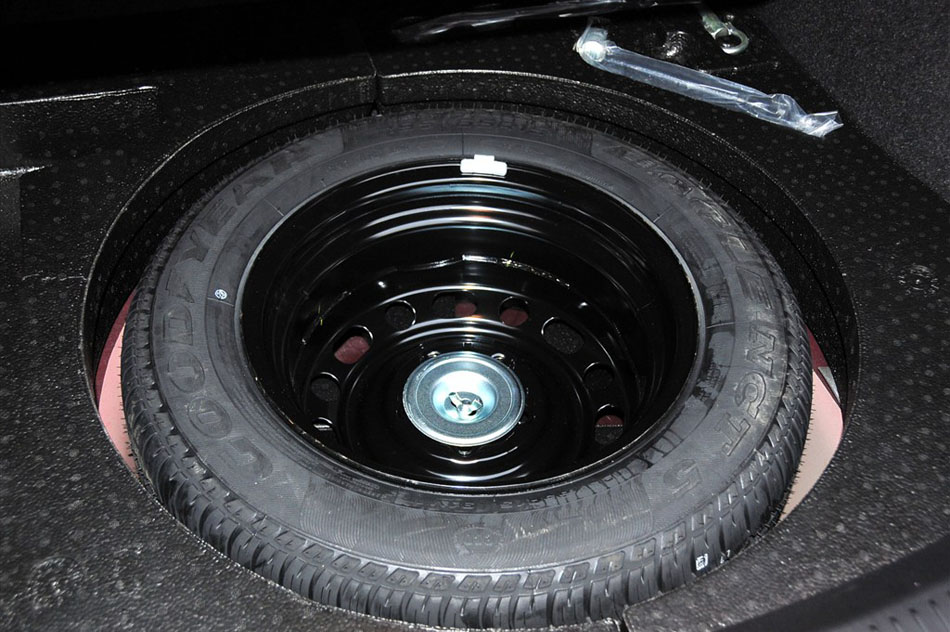 Դ3 2012 1.6L AT ׼ ϸ