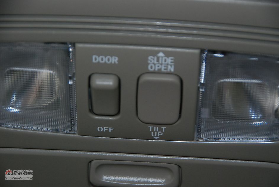 2011￭