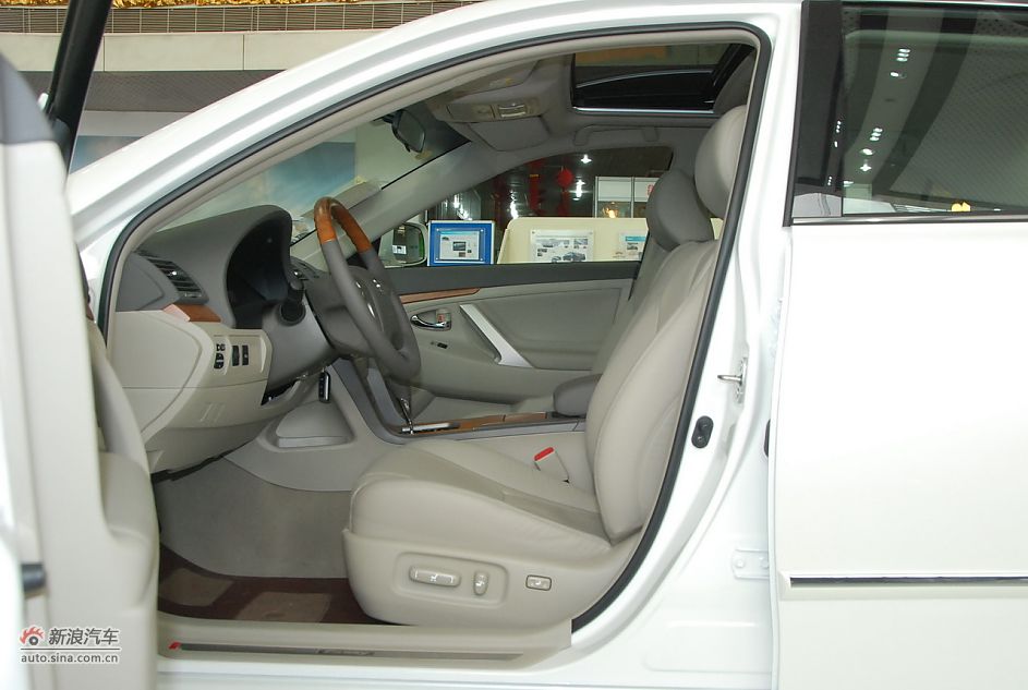 2011￭