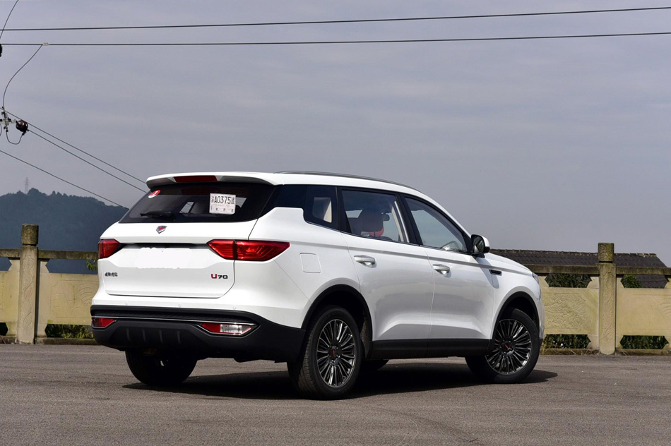 2020 1.5T Զ 7 