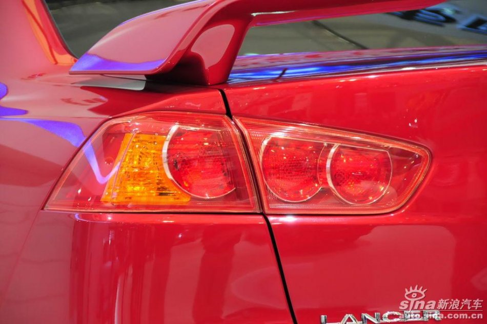 NEW LANCER