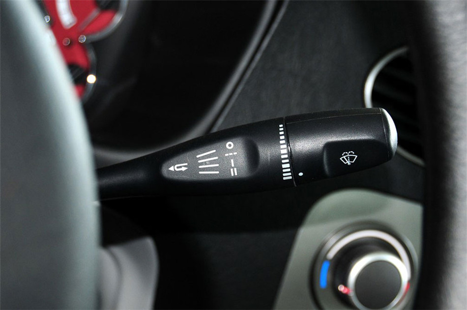 2012 1.6L MT SEiʰ 
