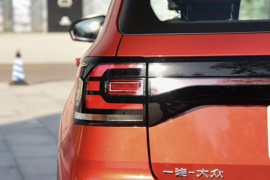 2020 280TSI DSG Pro ϸ