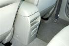 2012款 1.8L CVT 舒适版 座椅空间