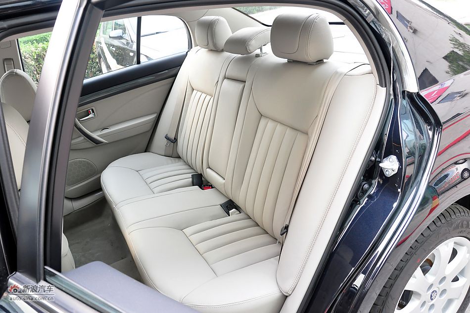2011B70嵽ʵ