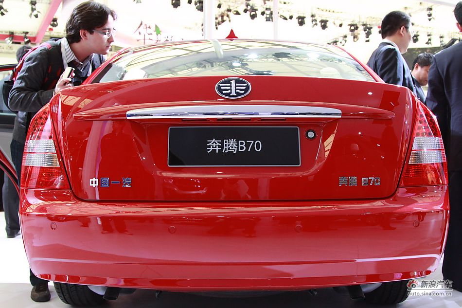 B70