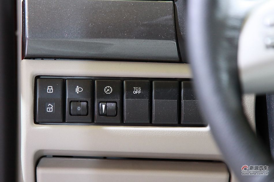 B70