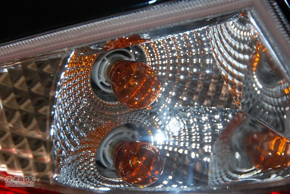 2011Զ