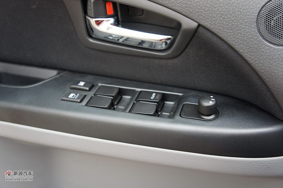 2011SX41.6LԶ鶯