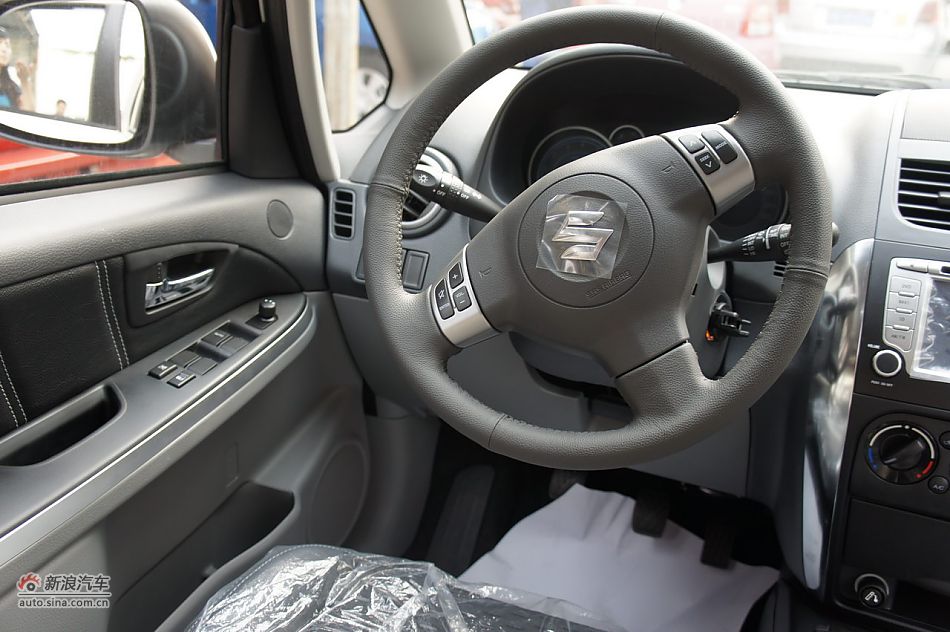 2011SX41.6Lֶ˶