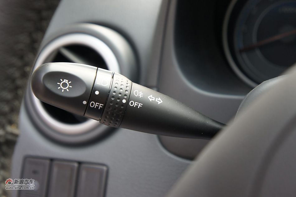 2011SX41.6Lֶ˶