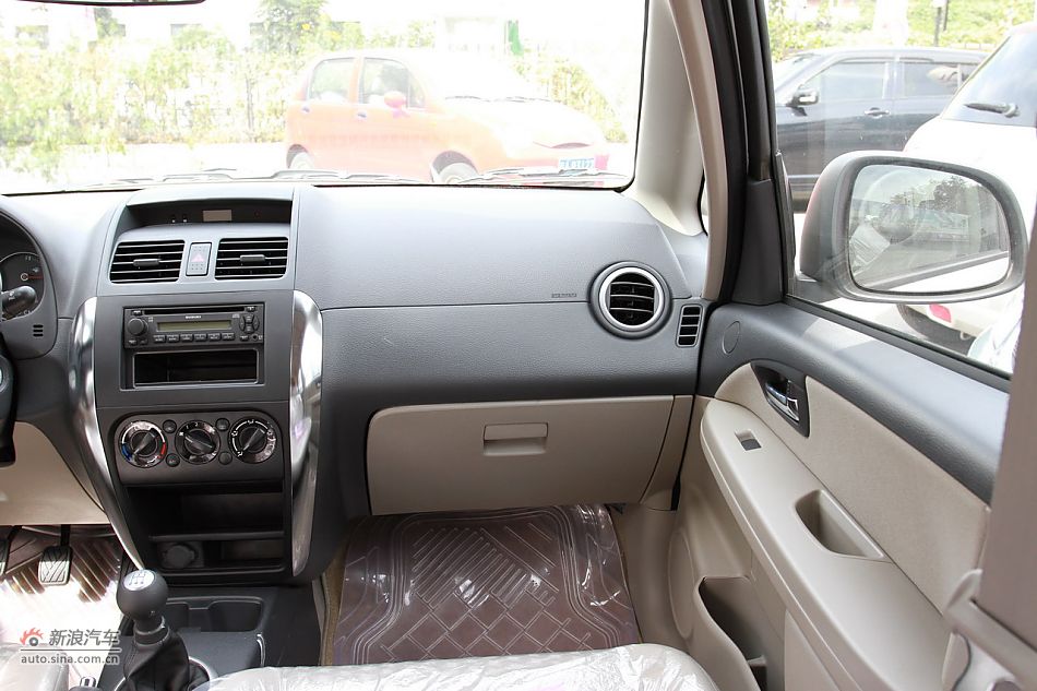 2011SX4