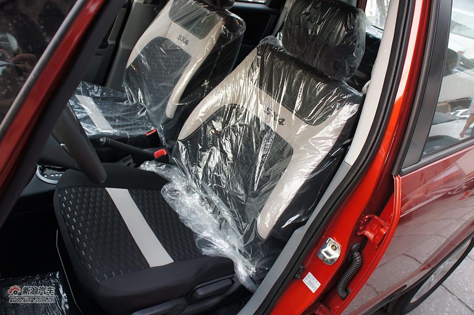 2011SX41.6LԶ鶯