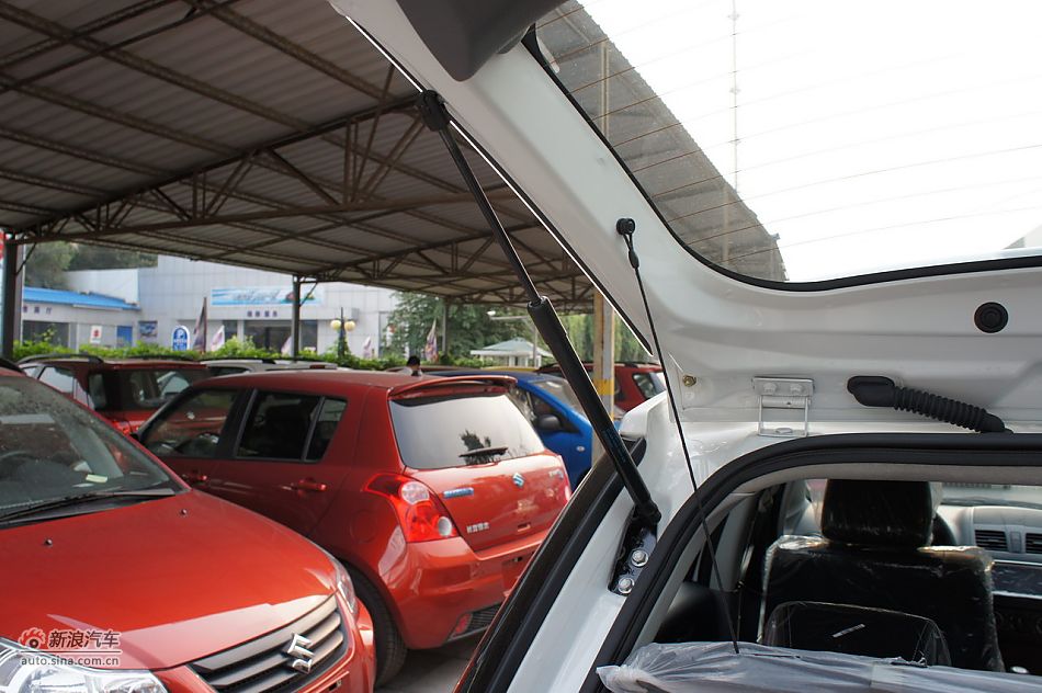 2011SX41.6Lֶ˶