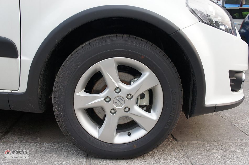2011SX41.6Lֶ˶