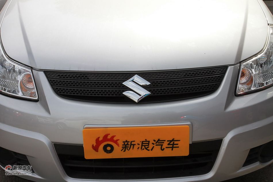 2011SX4