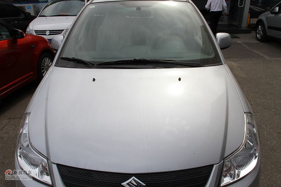 2011SX4