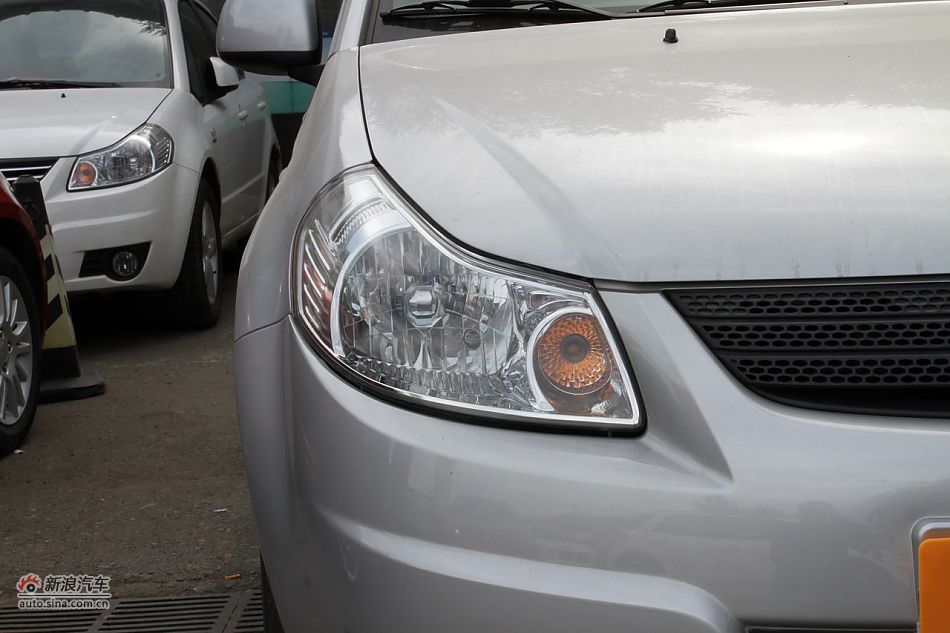 2011SX4