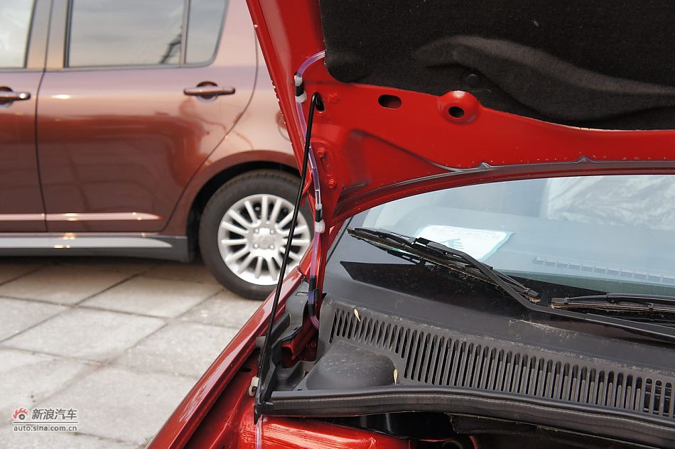 2011SX41.6LԶ鶯