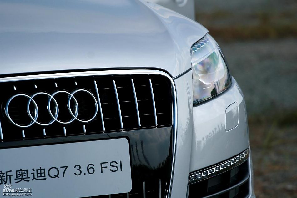 µQ7
