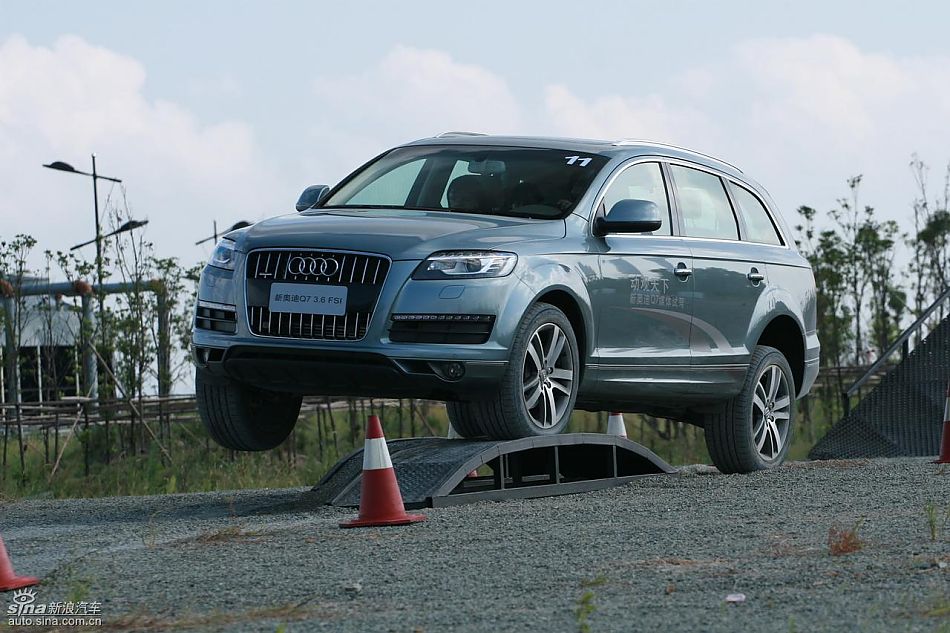 µQ7