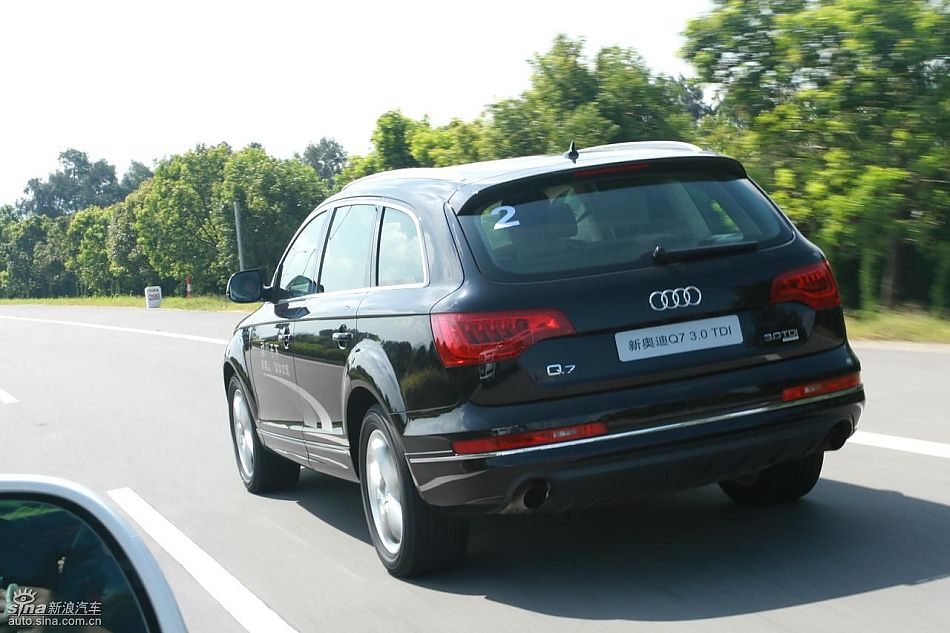 µQ7