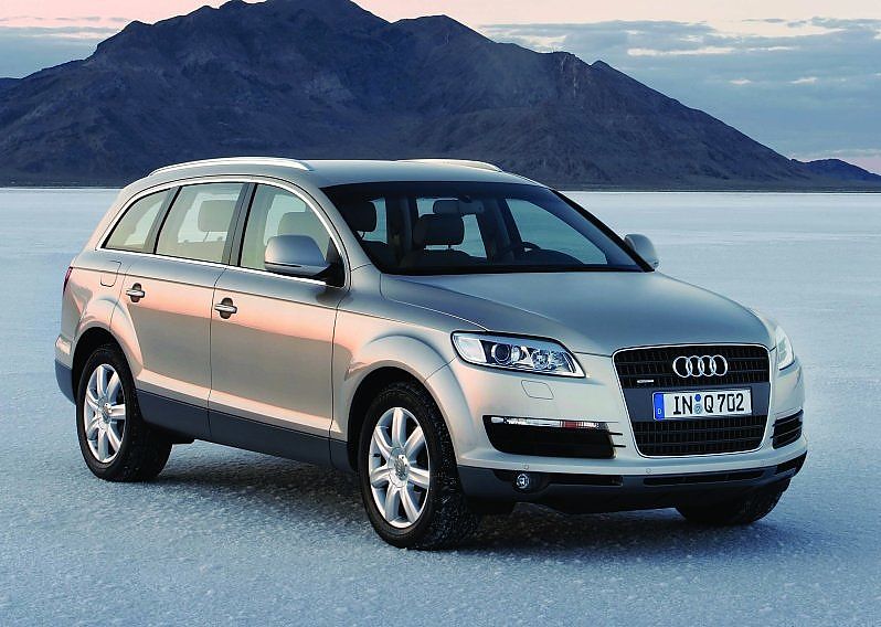 µQ7